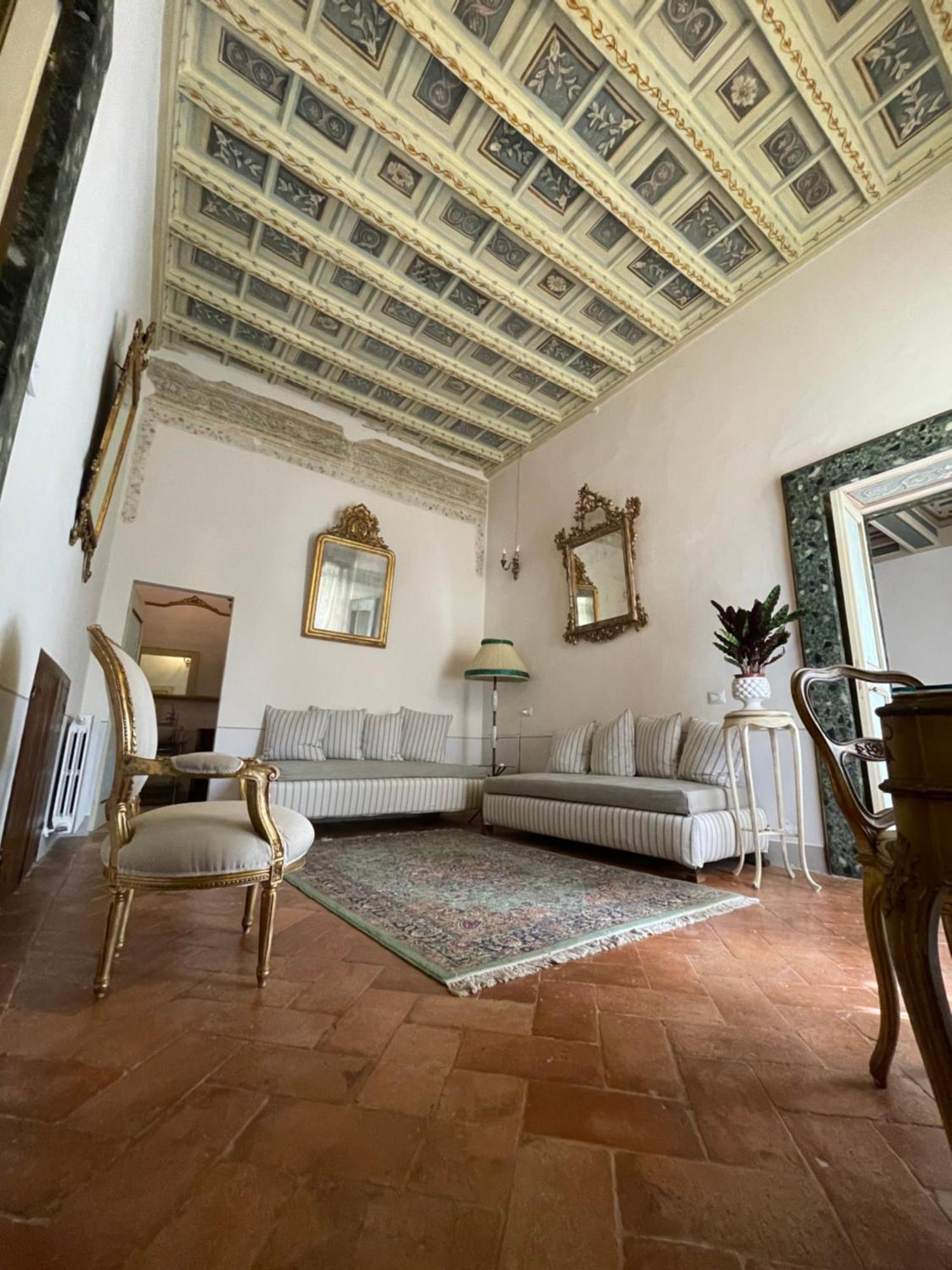 Palazzo Lauri Spoleto Lägenhet Exteriör bild